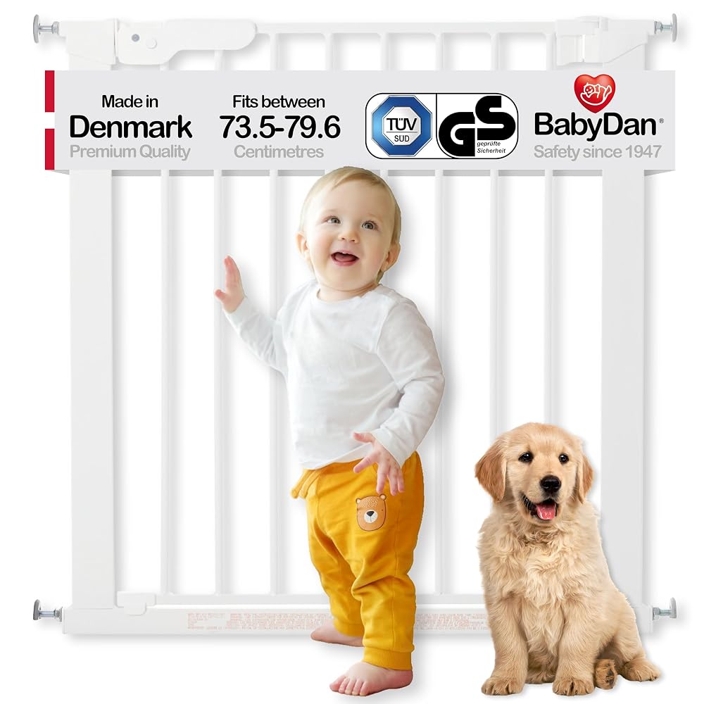 BabyDan Guard Me, Auto Retractable Stair Gate, Fits Openings Between 55-89 cm, White, Made in Denmark