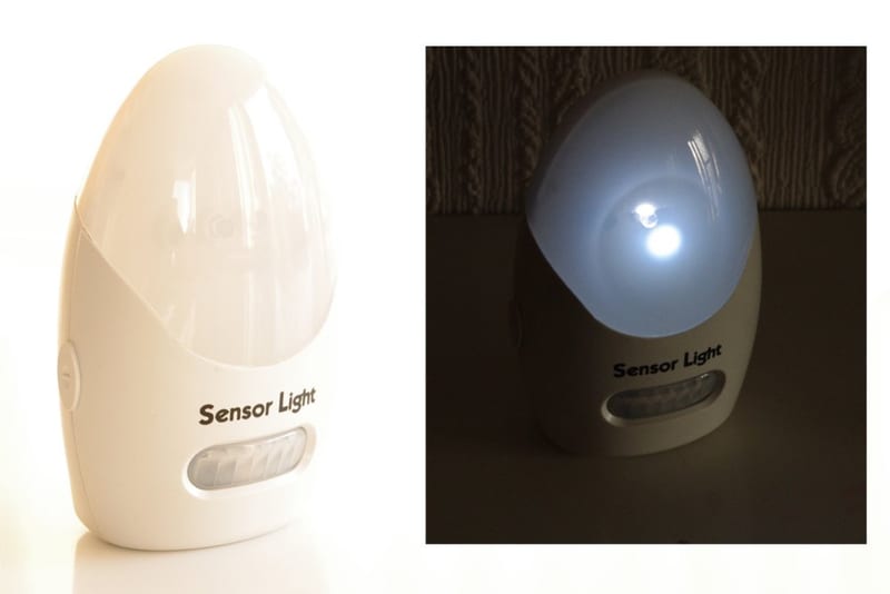 Portable Battery Operated PIR Sensor Light, Free Standing or Wall Mounted