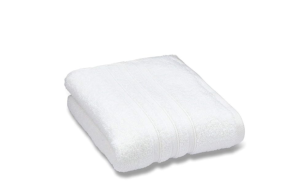 Catherine Lansfield Zero Twist Cotton 70x120cm Bath Towel, White
