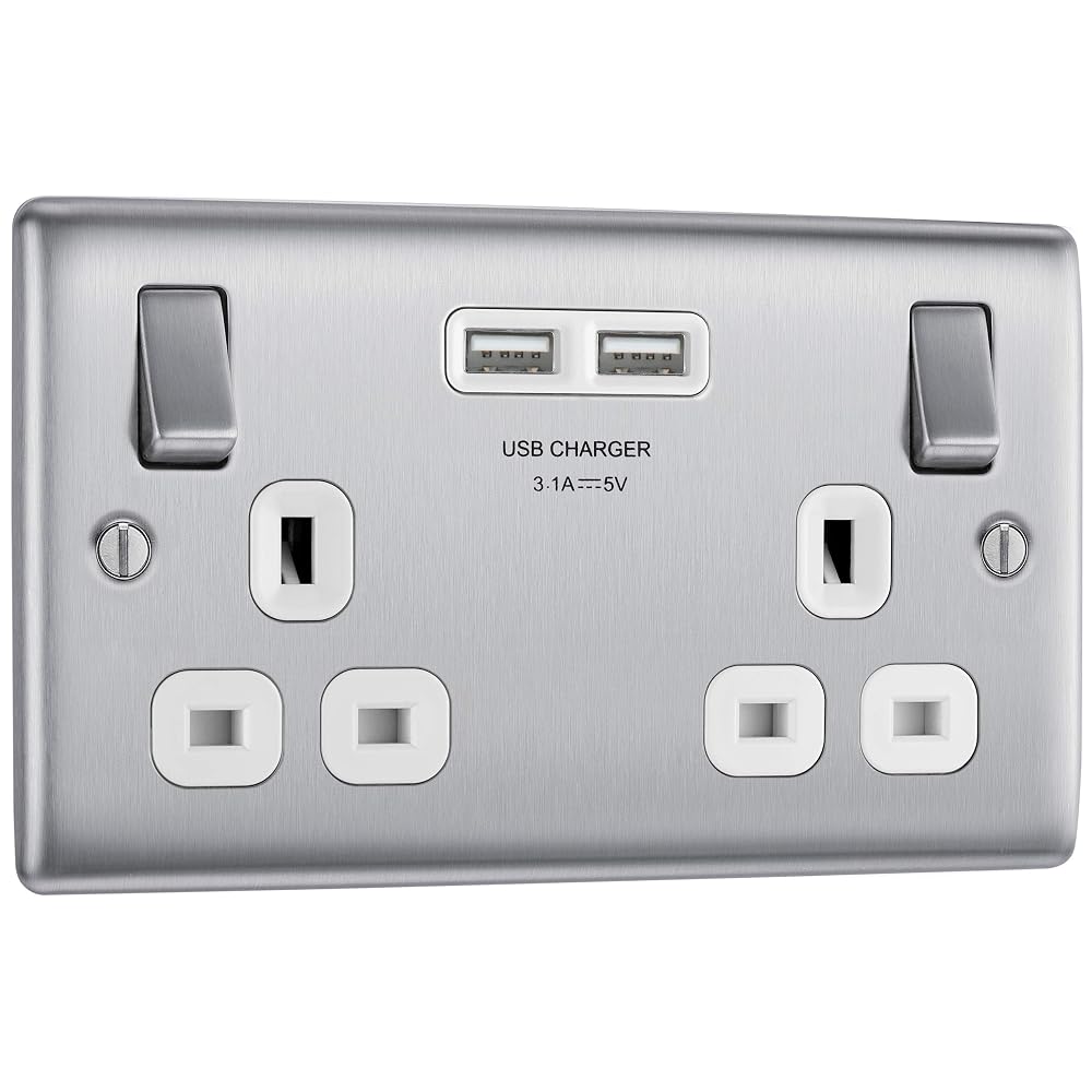 BG Electrical Double Switched Power Socket with Two USB Charging Ports, White