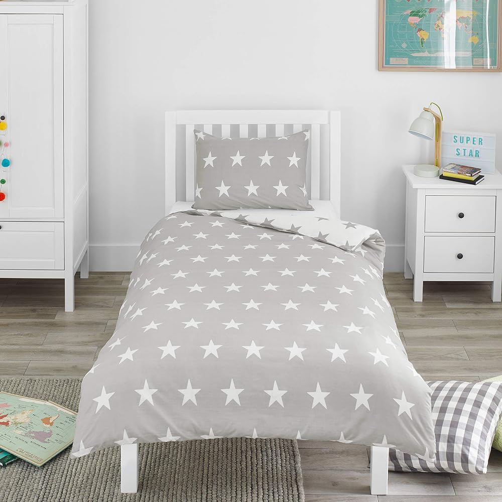 Bloomsbury Mill Kids Single Duvet Cover Set - Childrens Single Bedding for Boys and Girls - Grey and White Stars, 135x200cm