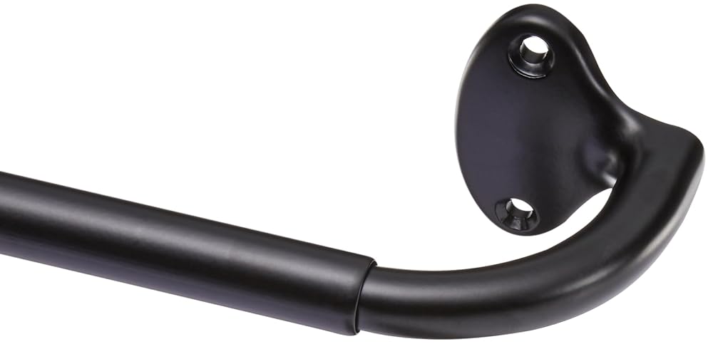 Amazon Basics Extendable Window Curtain Pole for Eyelet Curtains, 22 mm Diameter, 71 to 122 cm, Black
