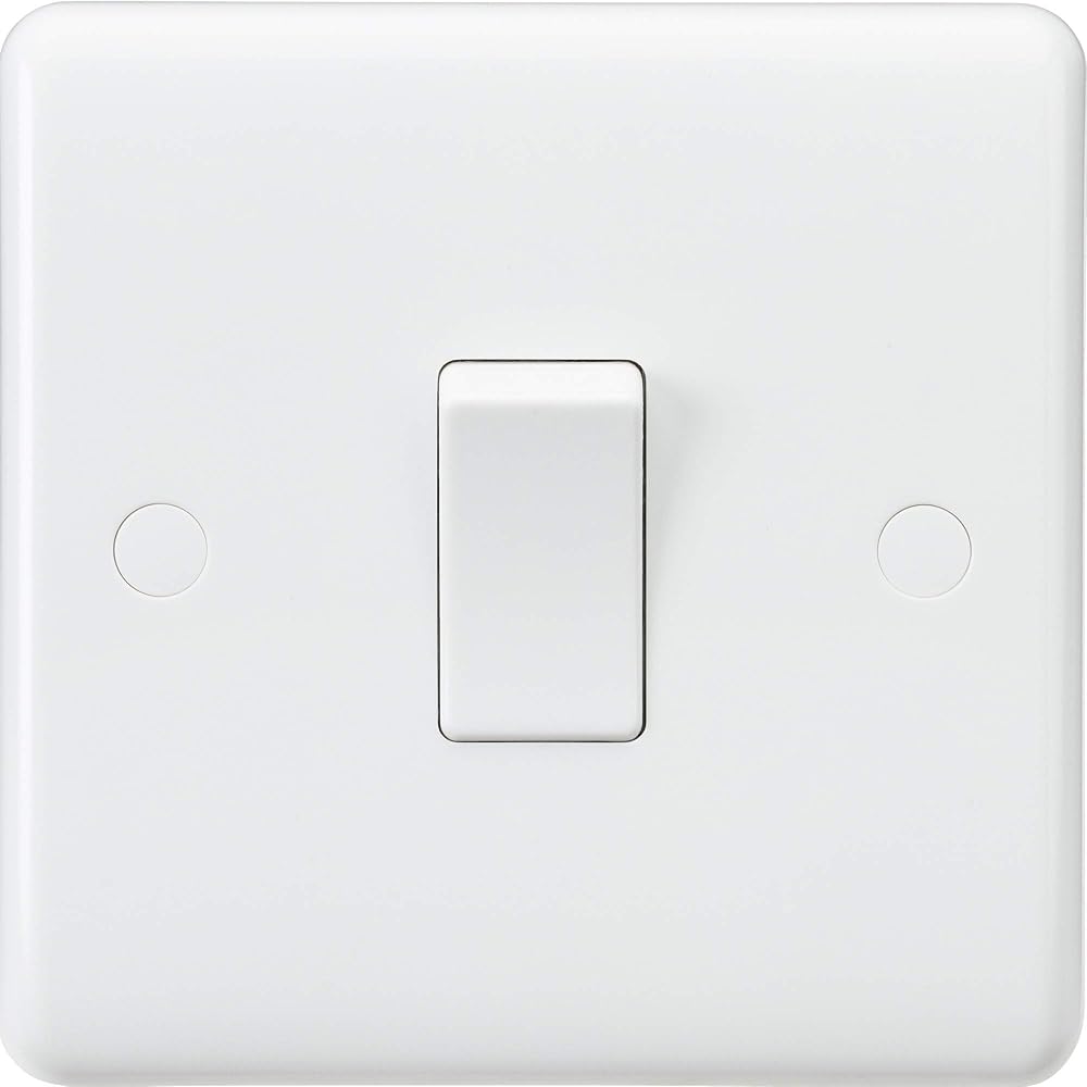 Knightsbridge CU2000 Curved Edge 10A 1 Gang 2 Way Light Switch, 230V, White