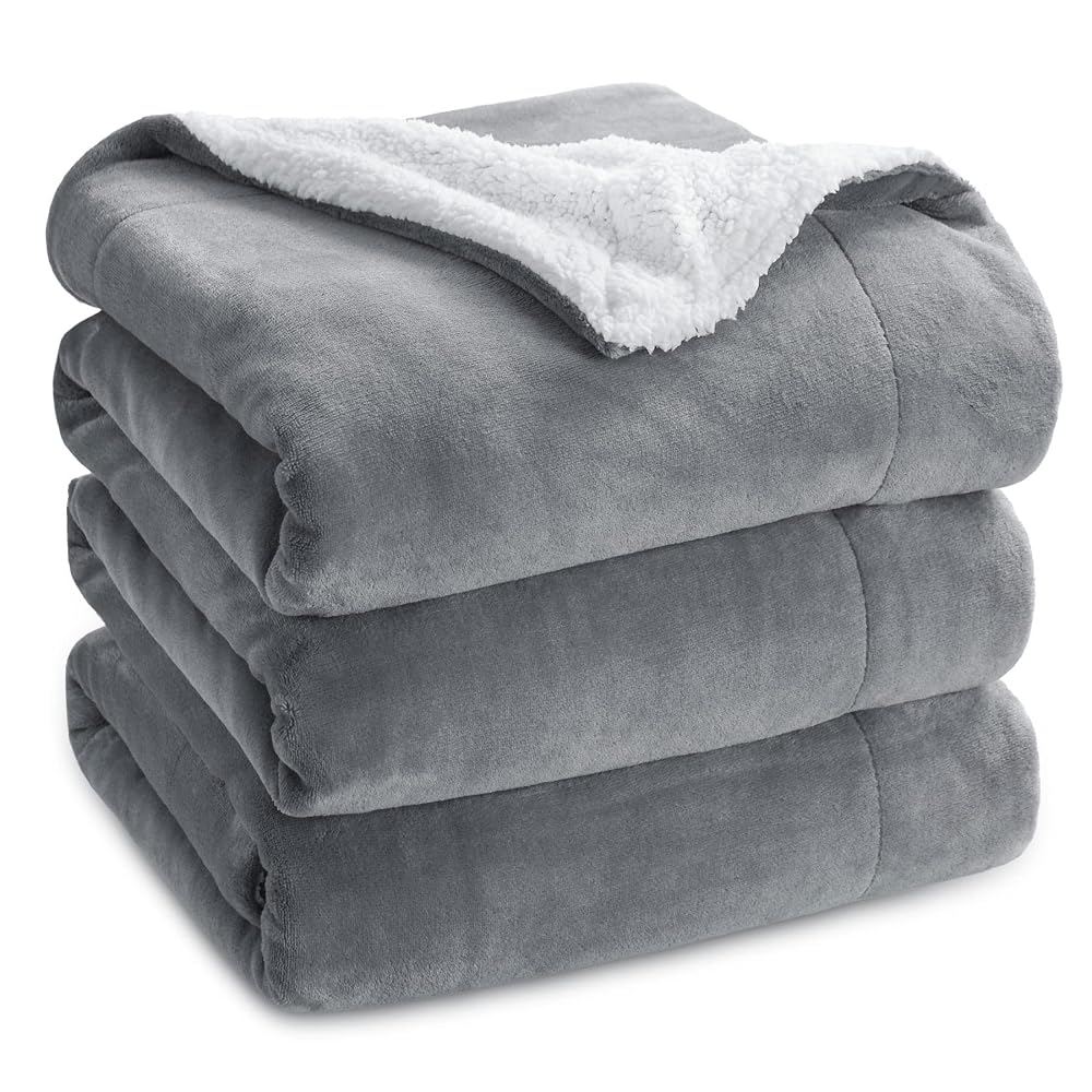 Bedsure Sherpa Fleece Throw Blanket, Thick and Warm Fluffy Microfiber Solid & Soft Blankets for Bed and Couch, King Size, Silver Grey, 230x270cm