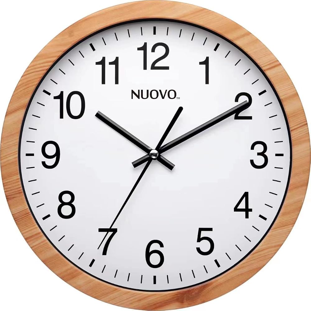NUOVO 10in Wood Grain Round Wall Clock, Silent and Non-Ticking Vintage Wall Clock