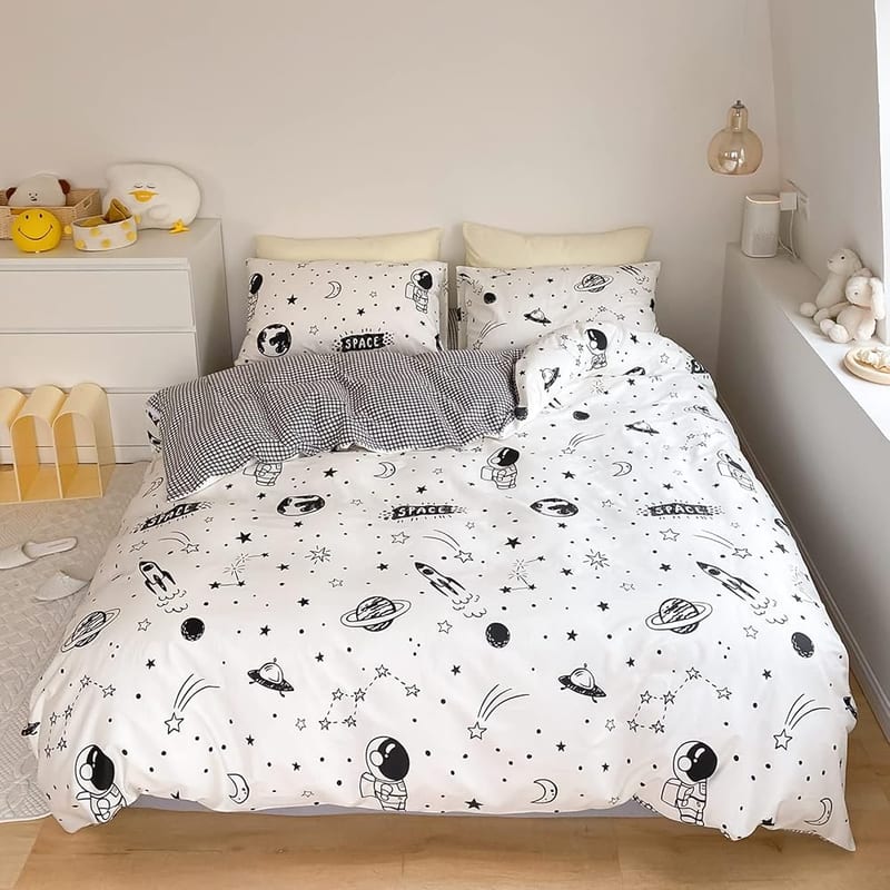 Space Duvet Cover Set Single White Universe Planet Rocket and Astronaut Quilt Cover Starry Sky Printed Luxury Soft Bedding Set (1 Duvet Cover and 1 Pillowcases)