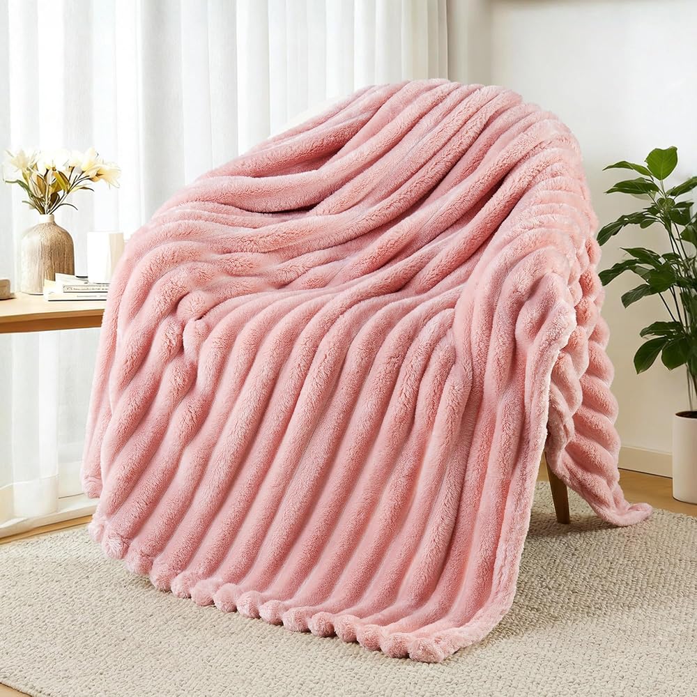 Exclusivo Mezcla Soft Striped Fleece Blanket, Pink Fluffy Sofa Bed Throw, Lightweight Cosy Jacquard Throw, 127 x 152cm
